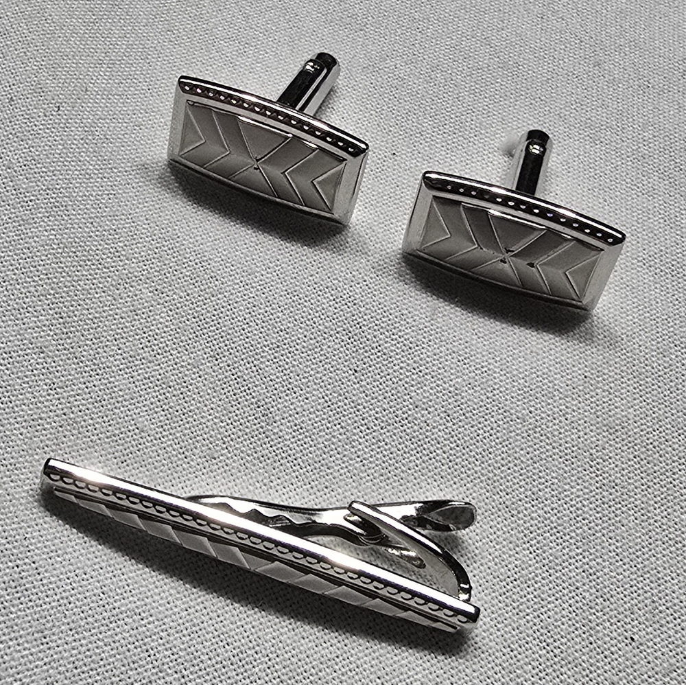 Vtg Hickock USA Silvertone MCM 1960's Silvertone Chevron Cufflinks & Tie Clip